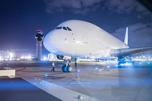 Lamine Mühendis İletişim Pilot Airbus A380 Pist Gece Fotoğraf Fotoğraf Posteri Kuru Silme İşareti 24x16