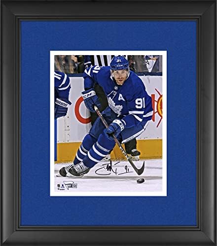 John Tavares Toronto Maple Leafs Çerçeveli İmzalı 8 x 10 Mavi Jersey Paklı Paten Fotoğraf İmzalı NHL Diskleri