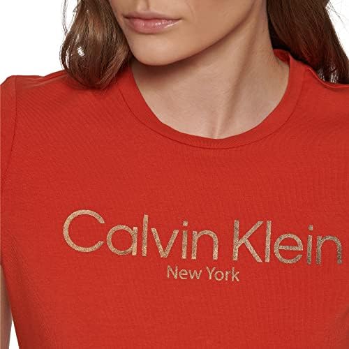 Calvin Klein Kadın Artı Kısa Kollu tişört