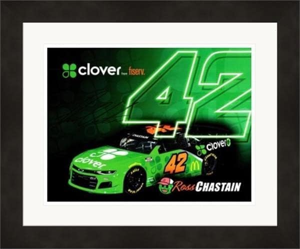 Ross Chastain imzalı 8x10 Fotoğraf (Otomobil Yarışı NASCAR) SC1 Keçeleşmiş ve Çerçeveli-İmzalı NASCAR Fotoğrafları